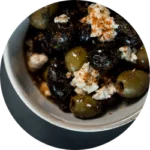 3. Club Olives <span class="icon-container">   <i class="icon"><img src="https://thefoodclub053.nl/wp-content/uploads/2024/03/vegan-blad.webp">   </i> </span>